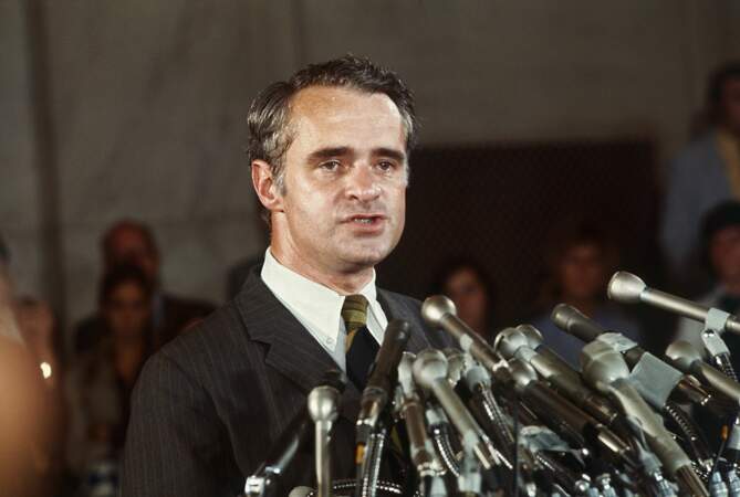 1972 : Des révélations sur la santé mentale de son colistier font vaciller le candidat démocrate McGovern