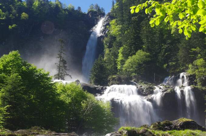 La cascade d’Ars, le brumisateur naturel des Pyrénées 