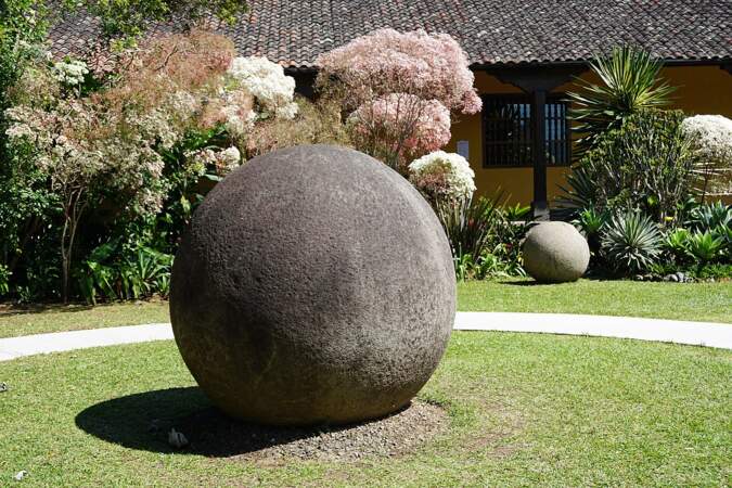 Costa Rica : des sphères géantes découvertes dans le Sud du pays 2/2