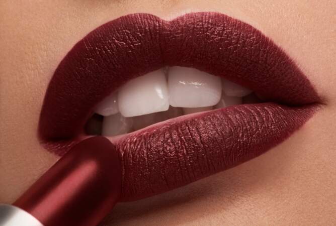 3 000 couches de rouge à lèvres