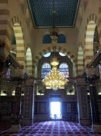 La mosquée de Jérusalem, traditionnelle