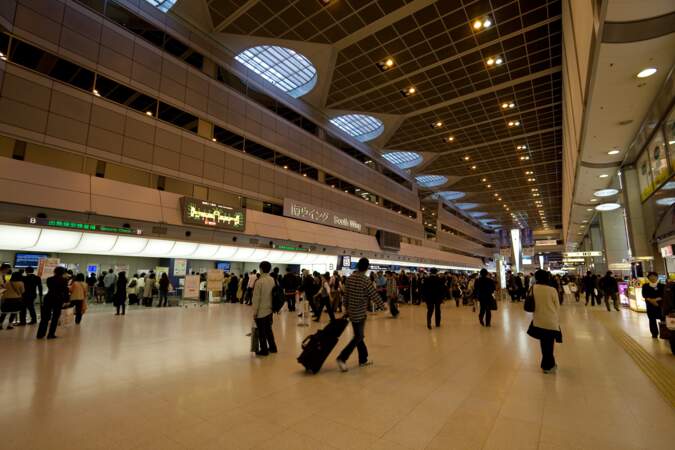 L'aéroport de Tokyo meurtri